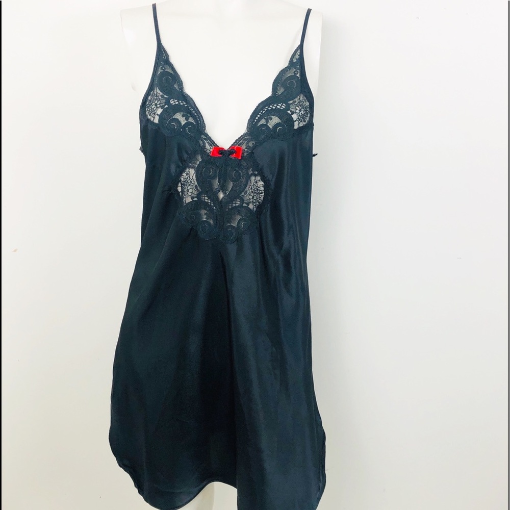 Lace top camisole With Red Bow